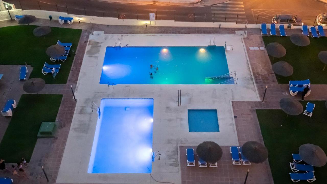 Aloha Apartamentos - Primera Linea De Playa - Vista Al Mar Benalmadena Luaran gambar