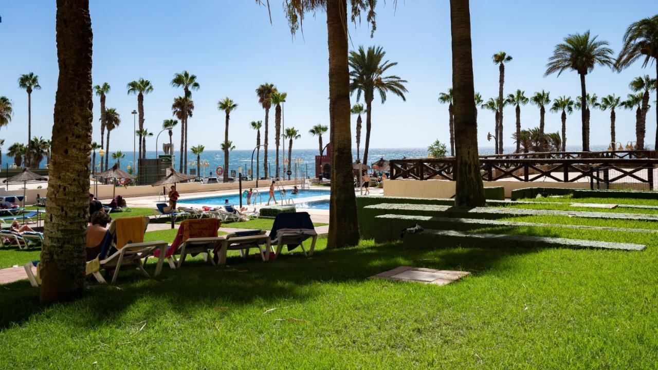 Aloha Apartamentos - Primera Linea De Playa - Vista Al Mar Benalmadena Luaran gambar